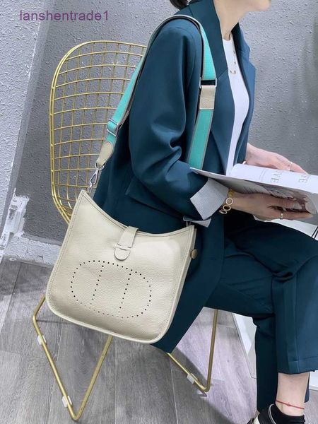 

designer hemrres bag evelynn hollowed-out 2023 new evelyns women's layer leather messenger mini wqqd 2no2