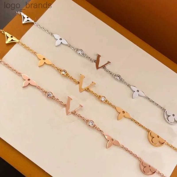 

heart gold bracelet fashion love designer bracelets for women flower wristband cuff chain letter jewelry crystal 18k gold plated stainless s, Golden;silver