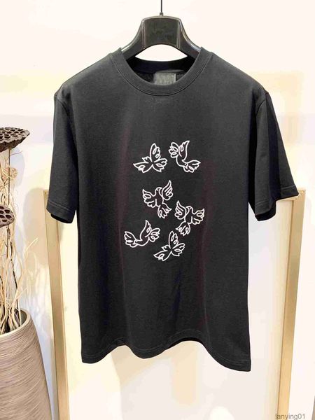 

summer 2022 new designer t-shirt ~ us size loose edition fashionable white dove embroidered high-quality cotton material men round collar lu, White;black