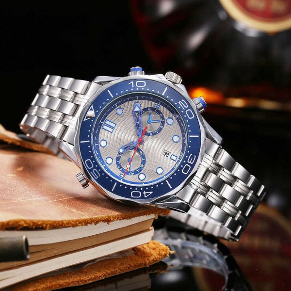 

luxury design full function quartz strap men's fashion watch 0713-111, Slivery;brown