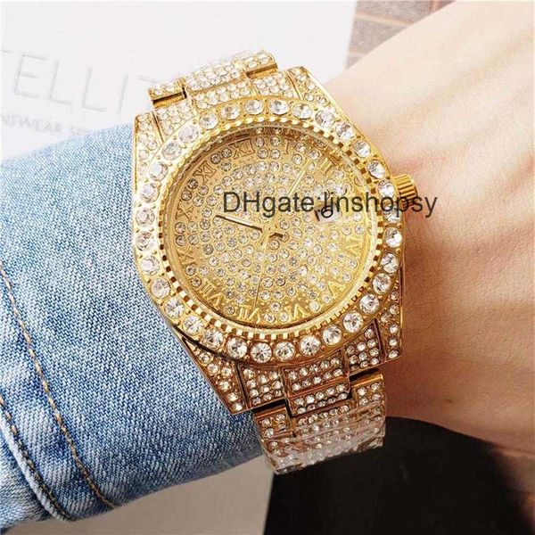 

rol business mens diamond watch male designer watches round full diamond ring watch roman numeral hour mark iced out watch day dat, Slivery;golden