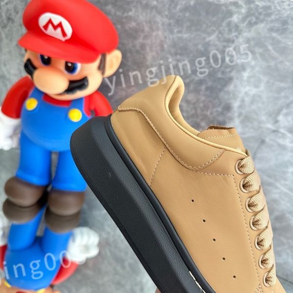 

2023 casual shoes triple sole trainers old dad shoe sneaker black crystal bottom men womens trendy and fashionable superior shoe xsd221102