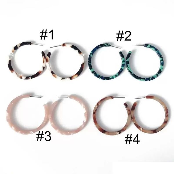 

wholesale mixed color resin c shaped trendy sweet simple earring elegant earring, Golden;silver
