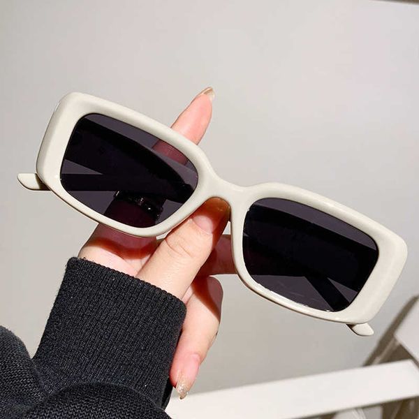 

2023 new internet celebrity with fashionable small simple square driving sunglasses female round frame glasses, White;black