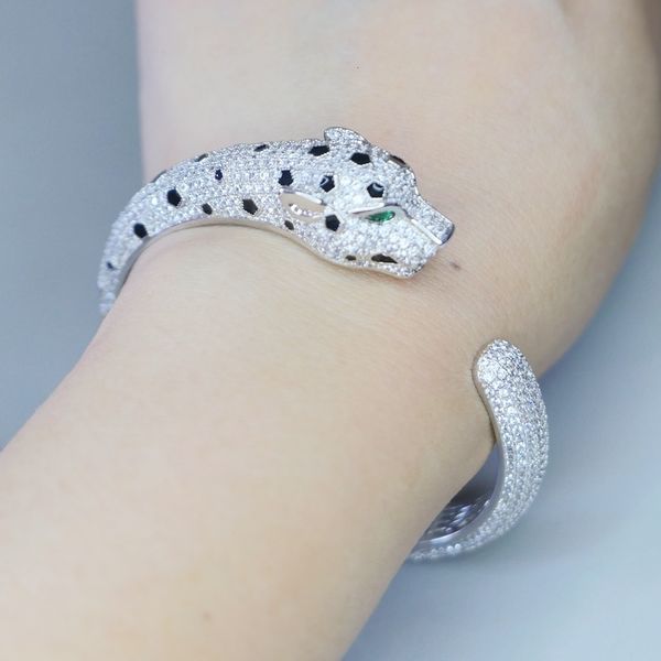 

bangle black spot leopard cuff bangle bracelet full 3a cubic zirconia stone paved animal panther designer copper jewelry for women 230712