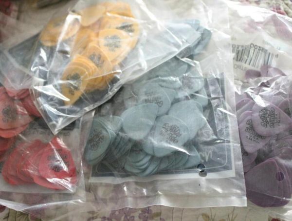 

100 piece guitar picks tortex standard 50mm60mm73mm88mm10mm114mm guitar pick7158848