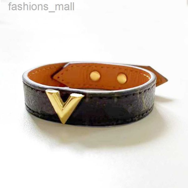

designer jewelry leather bracelets gold letter charm bracelet for women hand strap brown flower pattern stamp printed fashion gift, Golden;silver