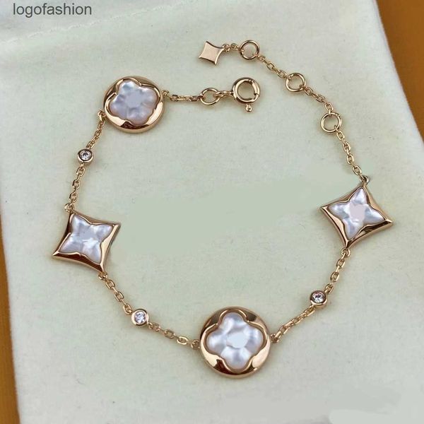 

4 leaf Lu designer bracelet hot Lady Designer charm clover Bracelets luxury jewellery Dance Party Women Superior Quality