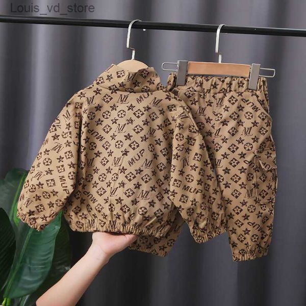 

clothing sets children designer 4 baby boy 5 years toddler boutique outfits fashion print splicing coats and pants kids bebes jogging suits, White