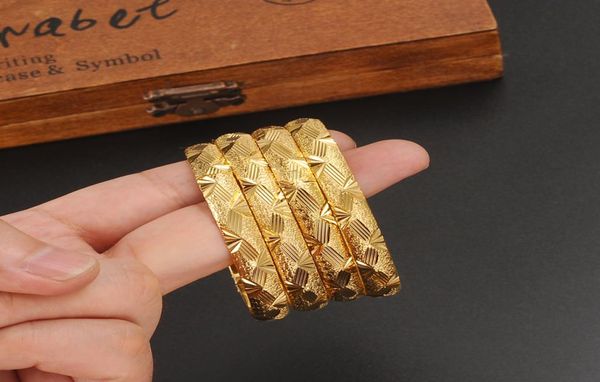 

4pcs 24kgold bangle for women gold dubai bride wedding ethiopian bracelet africa bangle arab jewelry gold charm bracelet8965275, Golden;silver