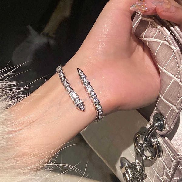 

slightly inlaid with zircon snake shaped elegant and high-end niche design fashionable opening trendy bracelet, Golden;silver