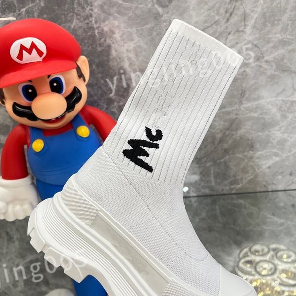 

new luxurys boots men's women's running casual shoes couple designer thick bottom comfortable stretch knit black white gray sock s