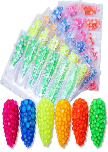

set of 850pcs luminous nail decorator fluorescent fingernail jewels 7 colors for nail art and salon supplies6897291, Silver;gold
