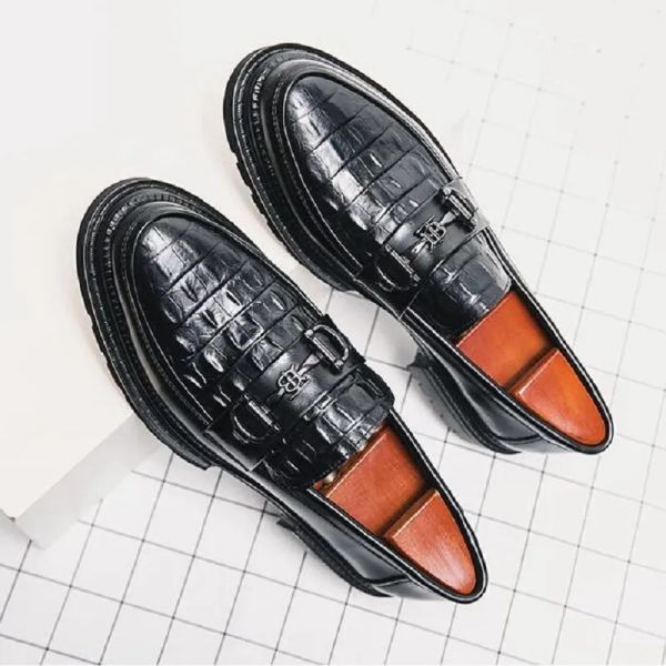 

2023 luxury crocodile print shoes leather fashion men's shoes rubber sole brown casual shoes, Black