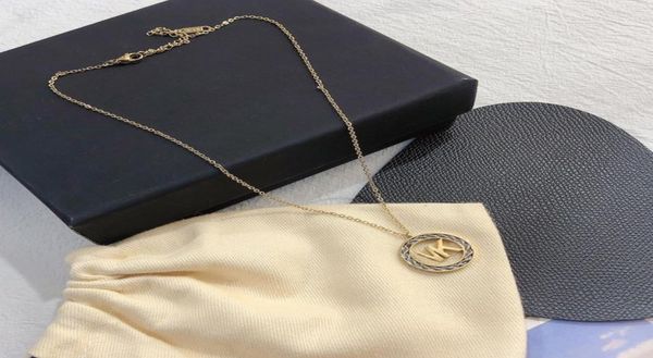 

designer 925 silver plated 18k gold plated womens necklace stainless steel letter pendant choker necklaces wedding je5280347