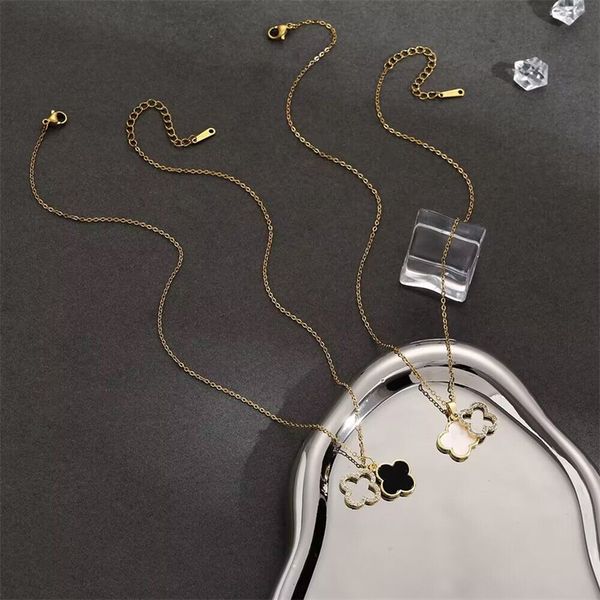 

fashion mini pendant necklace designer necklaces women's jewelry fritillaria clover design gold 4 color elegant temperamental, Silver
