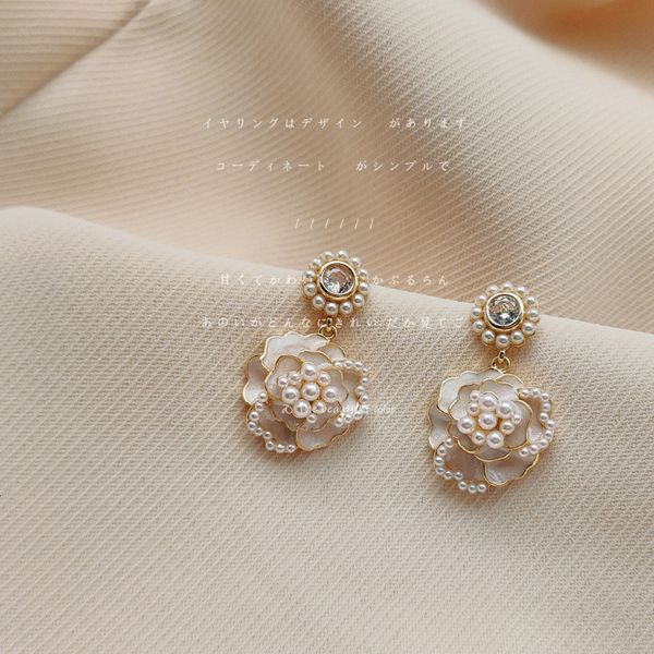 

stud 925 silver needle camellia pearl earrings east gate super fairy premium 230714, Golden;silver