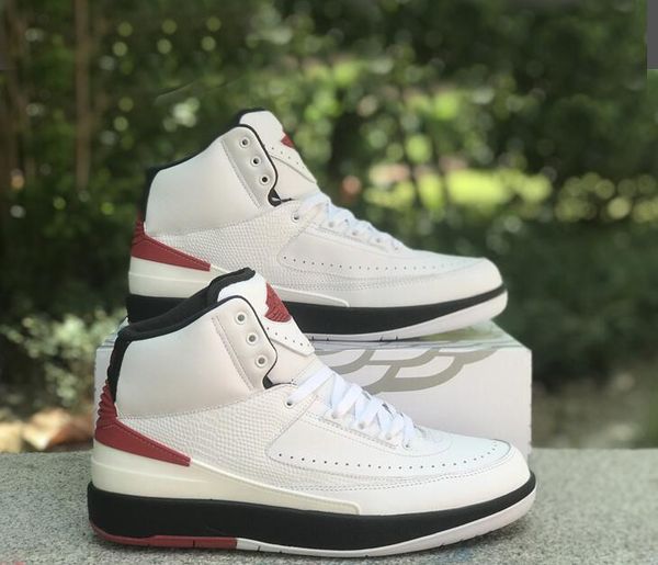 

authentic qualit 2 og chicago men basketball shoes 2 white/varsity red-black outdoor sports sneakers dx2454-106 with original box