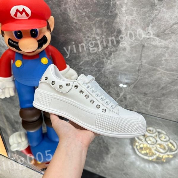 

new r sneakers calfskin casual shoes reflective shoes vintage trainers sneaker leisure shoes platform lace-up xsd221111, Black