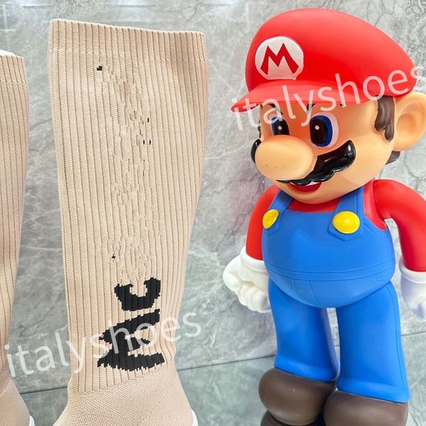 

2023 new luxury sock shoes high sneakers mens womens designer sneaker beige all black graffiti fashion socks booties casual shoe xsd221120