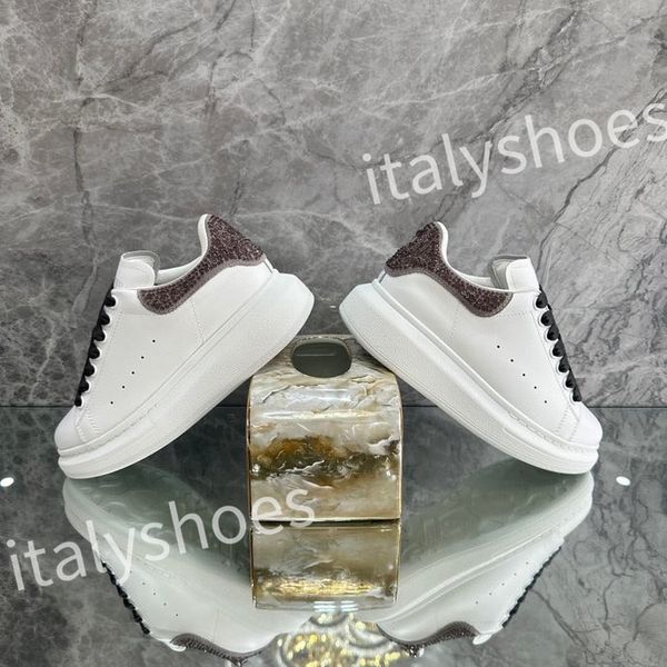 

2023 luxurys tennis canvas casual shoes designer womens shoe stripe rubber sole for stretch cotton low platform mens woman sneaker xsd221117, Black