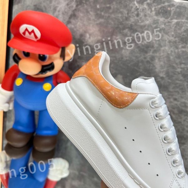 

new luxury fashion shoe the four seasons sneakers lace-up canvas trainers embroidery street style stars patches size 35-46 xsd221105, Black