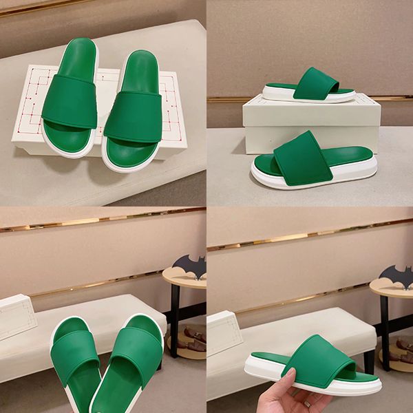 

5 styles of bathroom slippers for boys summer 2023 new household bath leakage non-slip indoor home slippers for men have black and white blu
