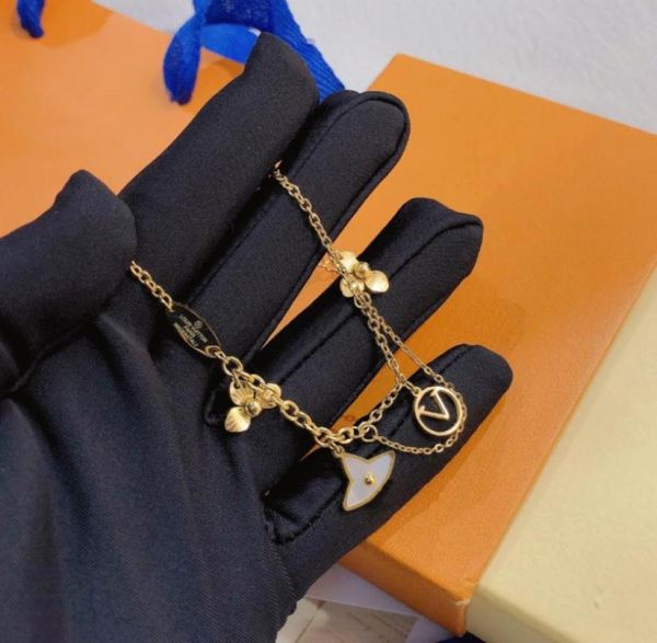 

classic design bracelet fashion link chains for woman flower element with chain tail adjustable size bracelets fashion versatile f8264885, Black