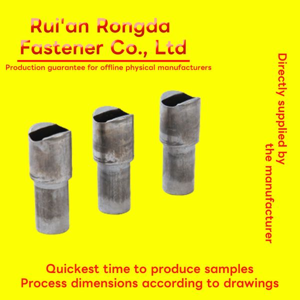 

Special shaped nuts, carbon steel plated screws and nuts There's a hundred of them in one