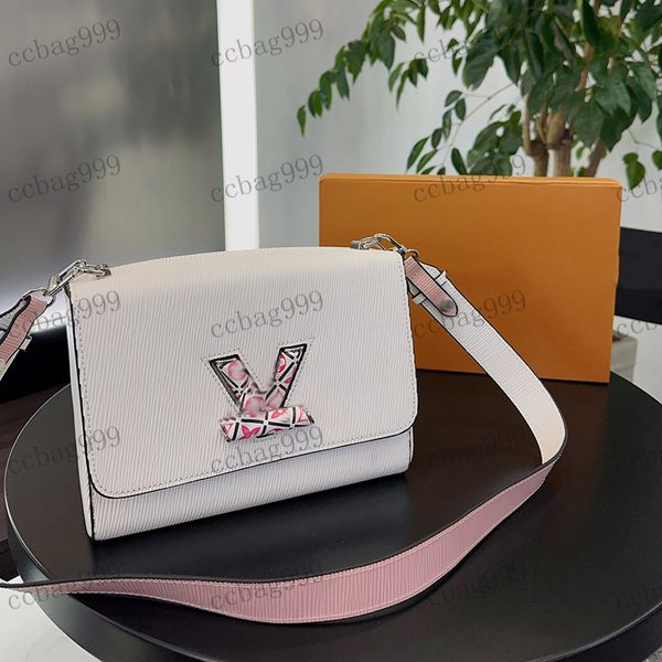 

designer womens shoulder bag crossbody bag leather beautifully printed belt shoulder bags crossbody bags classic stereogram logo detachable