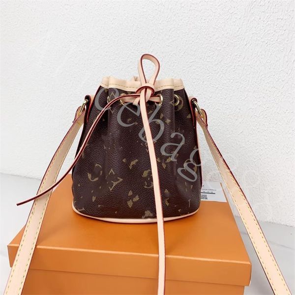 

made in france drawstring pu leather mini pocket backpack for girl shoulder cross body bags outside bag purse wallet with original box 15cm