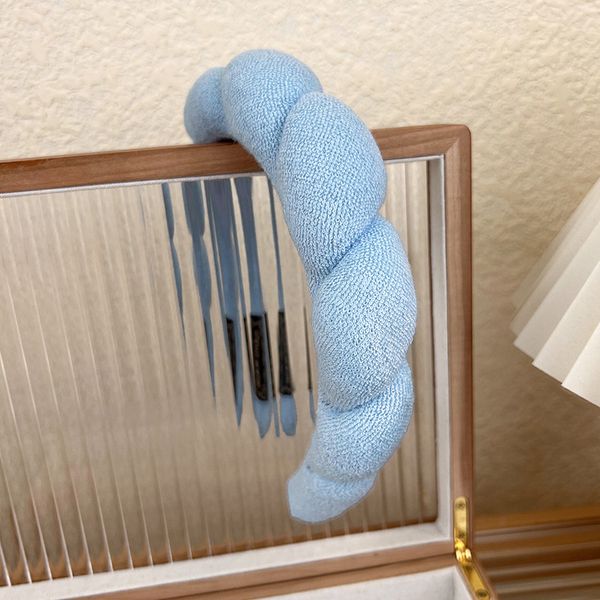 

woman charm fashion accessories designer headwear luxury hair accessories gifts women h01