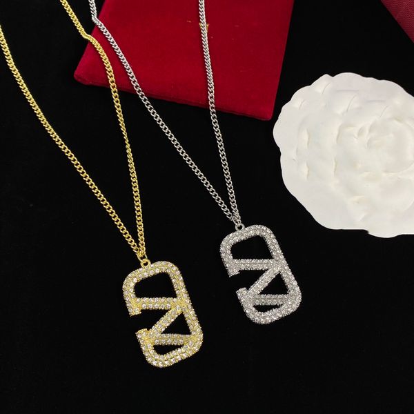 

woman brand pendant necklaces v letter designer pearl luxury vlogo metal jewelry women gold necklace 453, Silver