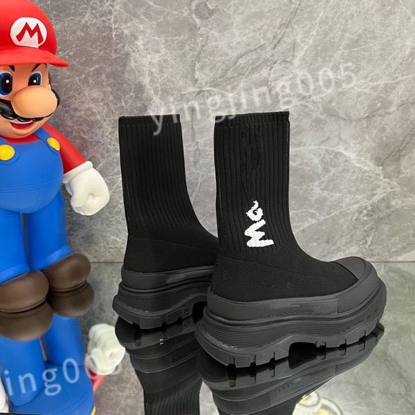 

new boots men's women's running casual shoes couple designer thick bottom comfortable stretch knit black white gray sock shoes 35-