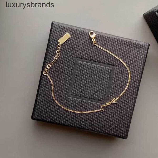 

designer gold chain bracelet womens bracelets love jewelry luxury letter pendant y bracelet for women charm earring wedding g2205242z, Black