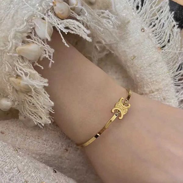 

french medieval arc de triomphe women's ce small and cool style light luxury simple gold ins bracelet, Golden;silver