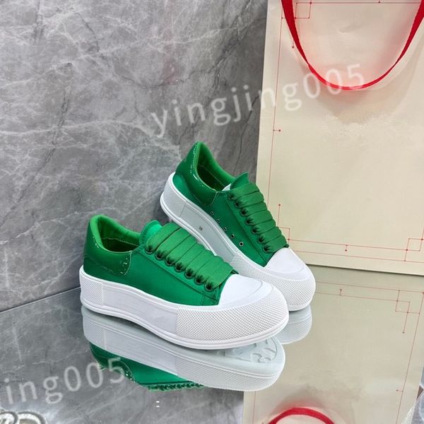 

new luxury designer stage leather casual shoes fashionable sports platform mens womens velvet white lace up alexander sneakers xsd221106, Black