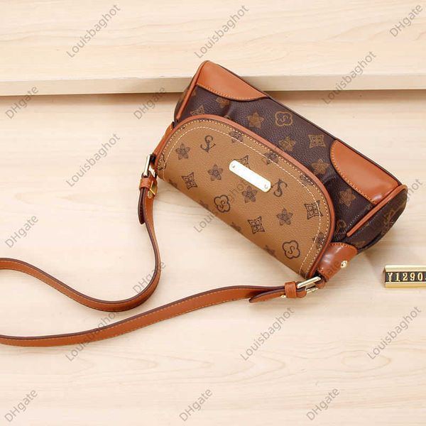 

french niche design genuine leather women's bag with a contrasting color vintage bag pleated law stick underarm bag single shoulder cro