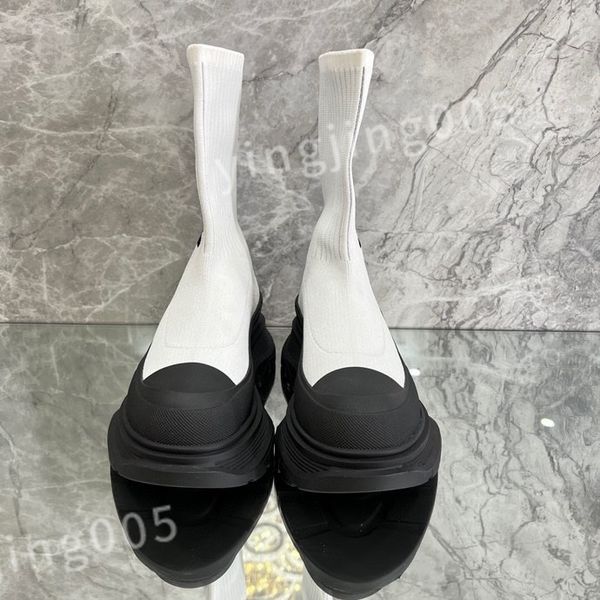 

2023 luxury boots men's women's running casual shoes couple designer thick bottom comfortable stretch knit black white gray sock s