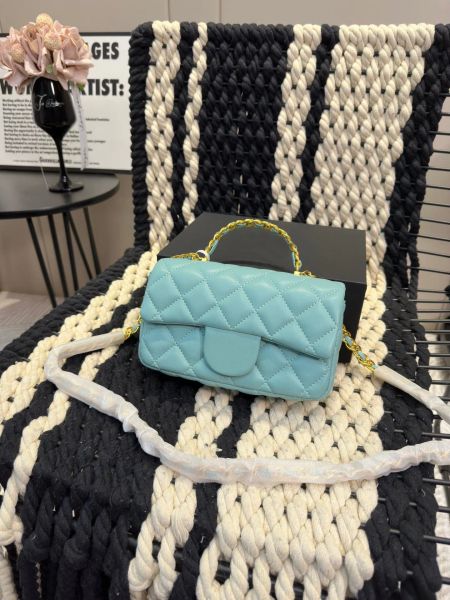 

plain soft sheepskin designer shoulder bag with cc logo for women