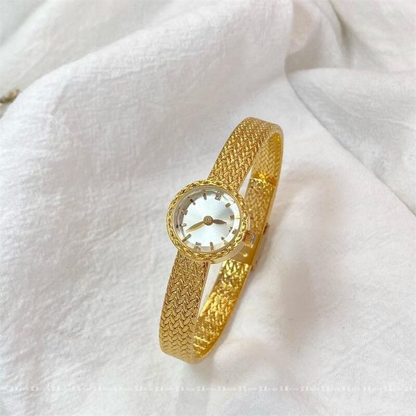 

women s watches 2023 watch japanese style light luxury gold medieval wristwatch bracelet knitted strap 230714, Slivery;golden