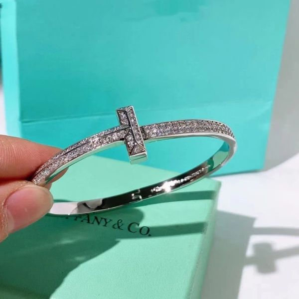 

luxurys designers bracelet women charm trend fashion versatile jewelry good nice tiffanies, Golden;silver
