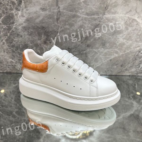 

2023 luxury fashion shoe the four seasons sneakers lace-up canvas trainers embroidery street style stars patches size 35-46 xsd221105, Black