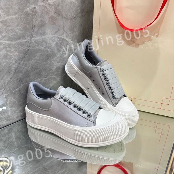 

2023 designer stage leather casual shoes fashionable sports platform mens womens velvet white lace up alexander sneakers xsd221106, Black