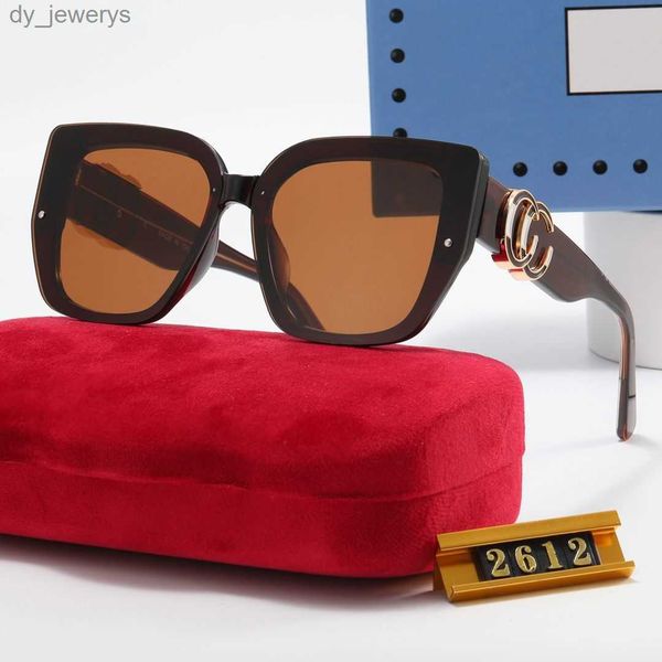 

2023 designer sunglasses original eyeglasses outdoor shades pc frame fashion classic lady mirrors for women and men glasses 18 colors, White;black
