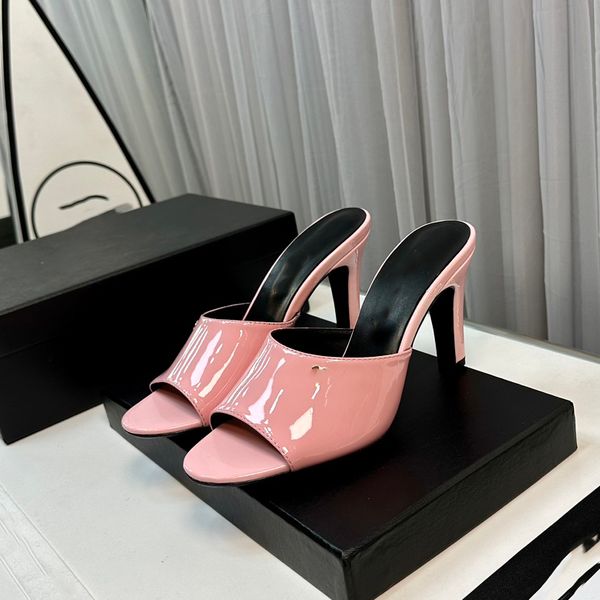 

channel shoes designer sandals summer channel heels slippers women chain leather sandal outdoor beach flat woman ccity slide dfhgfh