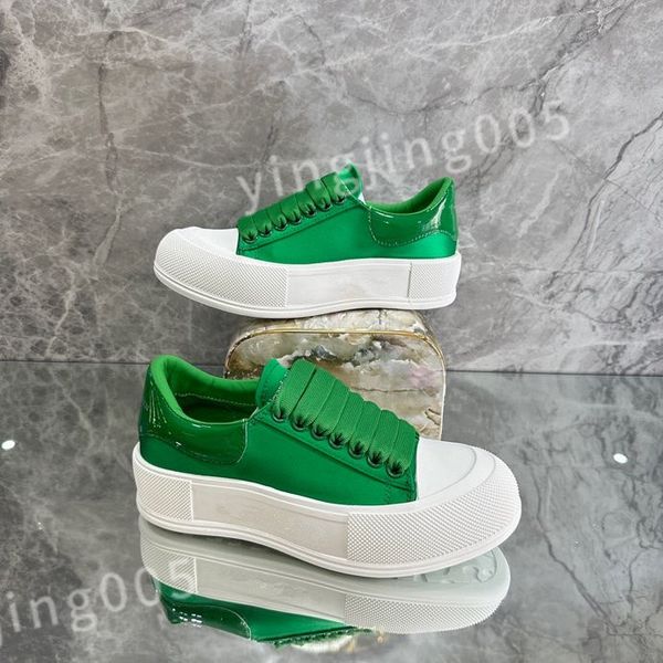 

2023 new luxury designer stage leather casual shoes fashionable sports platform mens womens velvet white lace up alexander sneakers xsd22110, Black