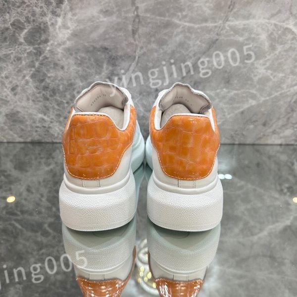 

2023 new luxury fashion shoe the four seasons sneakers lace-up canvas trainers embroidery street style stars patches size 35-46 xsd221105, Black