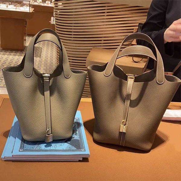 

luxury designer bag picotin lock vegetable basket genuine leather bucket bag highend and highquality portable mothers cow large capacity wom