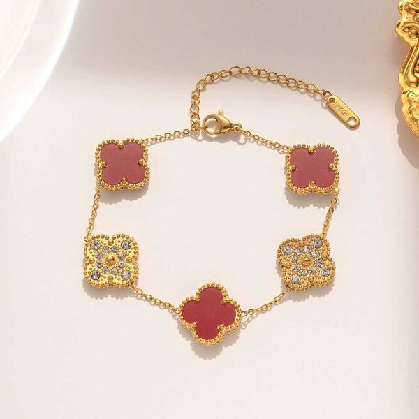 

clover bracelet french double sided five flower chain ins wind diamond shell four-leaf clover bracelet bathing colorless titanium steel brac, Golden;silver